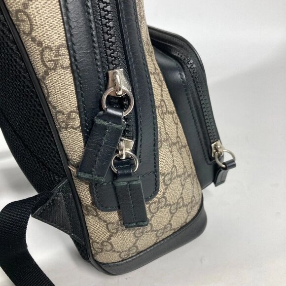 GUCCI 429020 GG Supreme bag logo Backpack Beige/Black main image 13